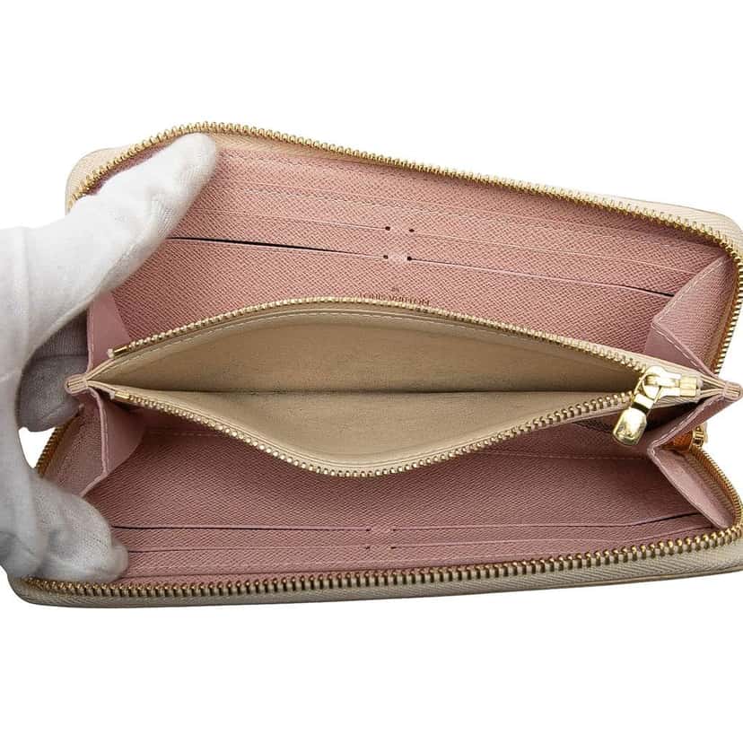 Louis Vuitton Damier Azur Clemence Zippy Wallet White Good condition - Model View