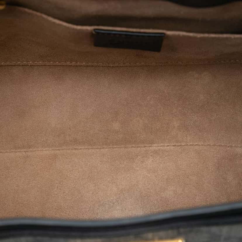 Gucci Small GG Supreme Padlock Tote Brown Canvas Very good condition - Model View
