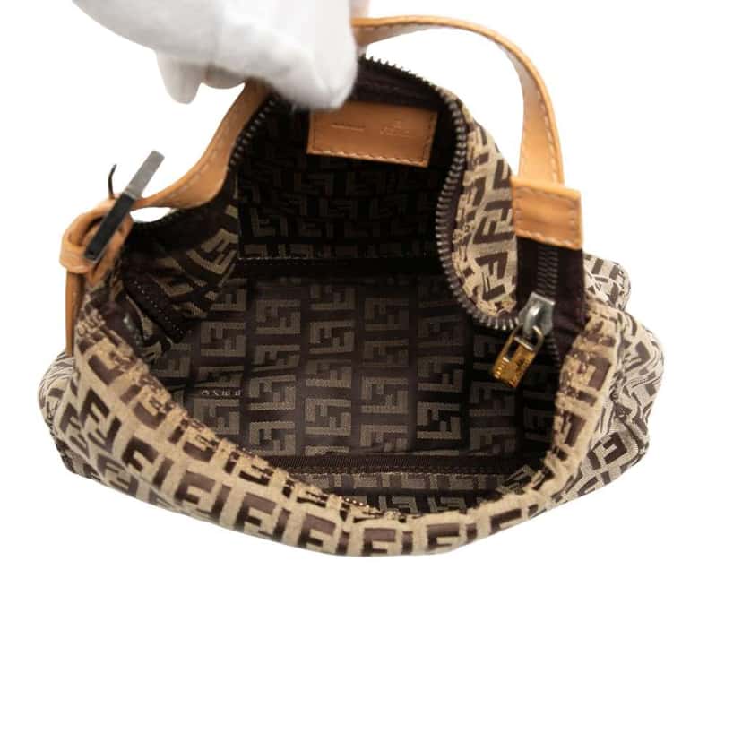 Fendi Zucchino Canvas Handbag Brown Canvas Good condition - Model View