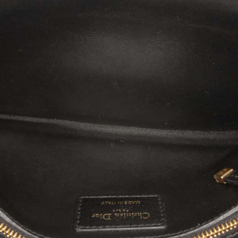 Dior Leather Montaigne 30 Clutch with Chain Black Leather Very good condition - Model View