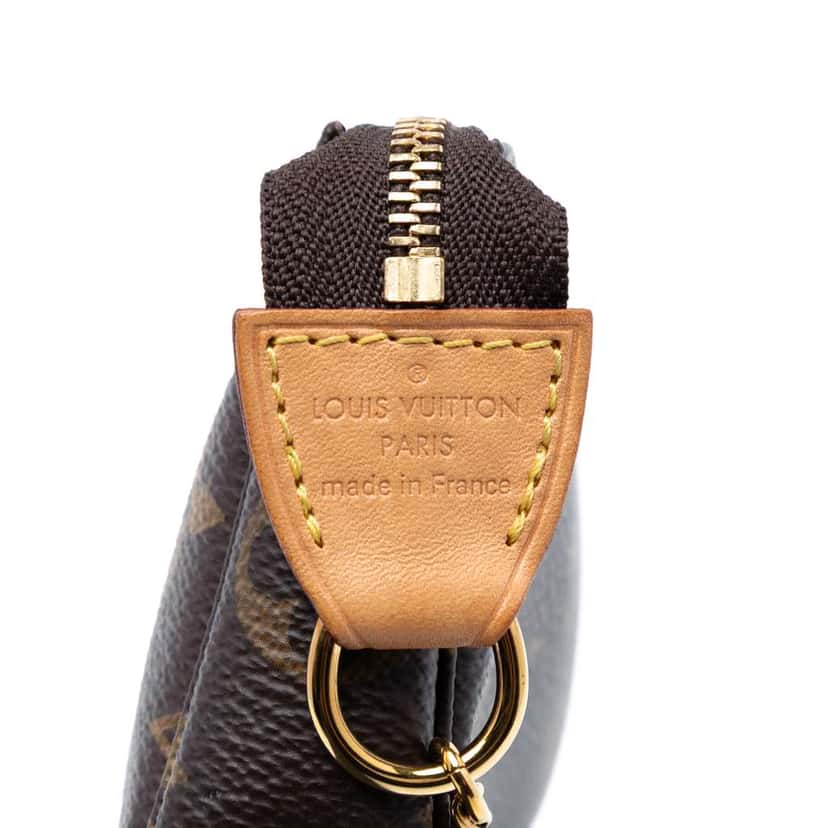 Louis Vuitton Monogram Mini Pochette Accessoires Brown Very good condition - Box View