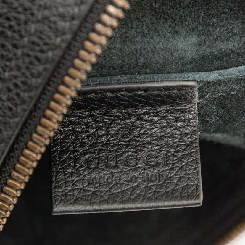 Gucci Medium Leather Logo Portfolio Clutch Black Leather Very good condition - Box View