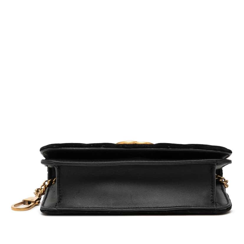 Gucci Mini GG Marmont Matelasse Velvet Wallet On Chain Black Velvet Good condition - Inside View