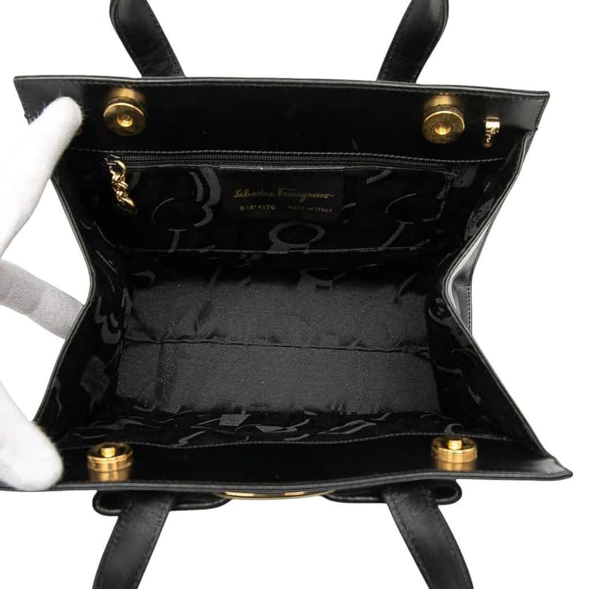 Salvatore Ferragamo Leather Vara Bow Satchel Black Leather Good condition - Model View