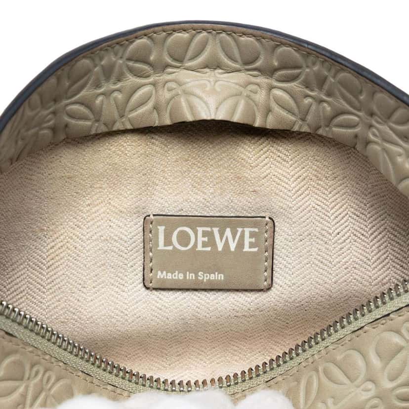 Loewe Embossed Calfskin Anagram Repeat T Clutch Brown Leather Very good condition - Box View