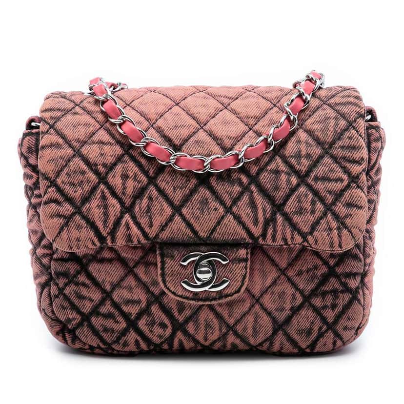 Chanel Small Square CC Quilted Denimpression Single Flap Pink Denim Very good condition - Front View