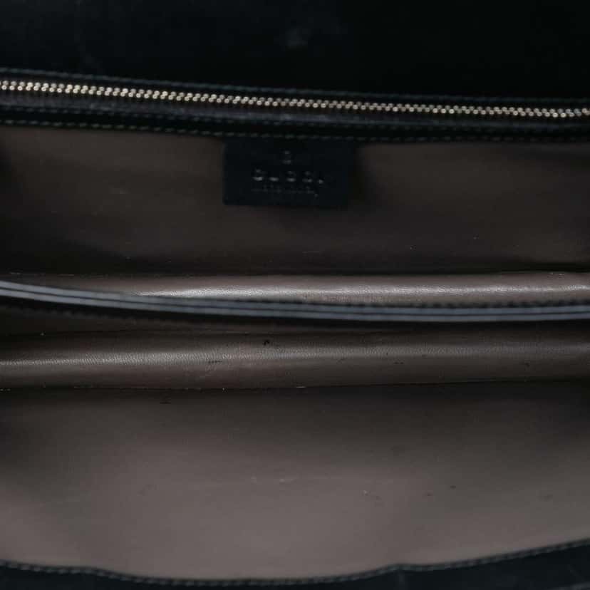 Gucci Medium Polished Calfskin Dollar Interlocking G Crossbody Black Leather Good condition - Model View