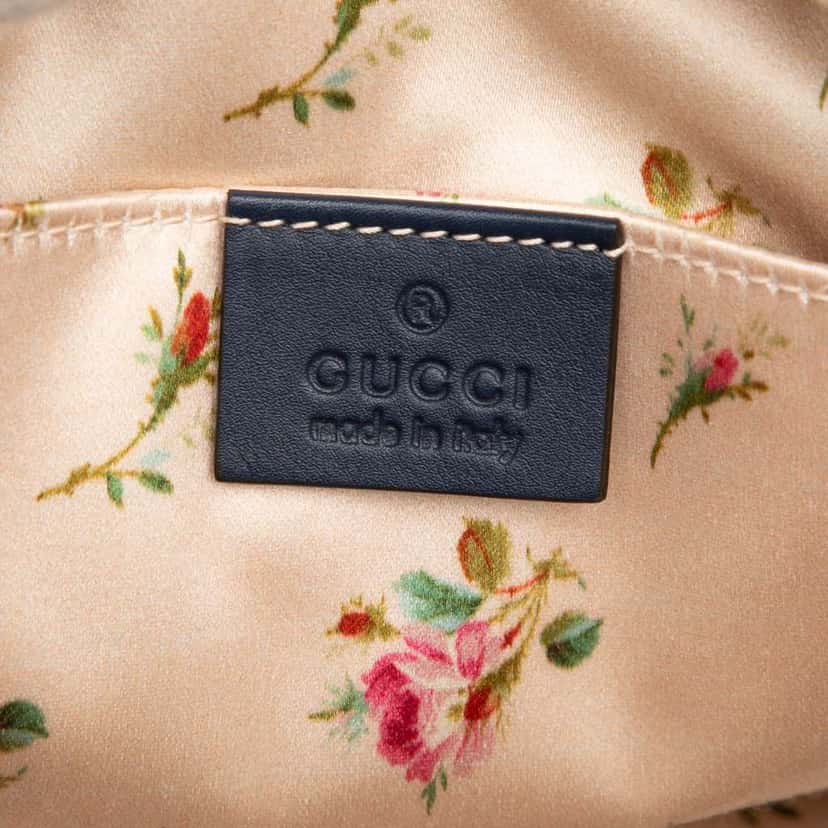 Gucci Small GG Marmont Matelasse Denim Pearly Crossbody Blue Denim Very good condition - Box View