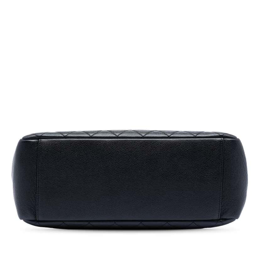 Chanel Caviar Grand Shopping Tote Black Leather Very good condition - Inside View