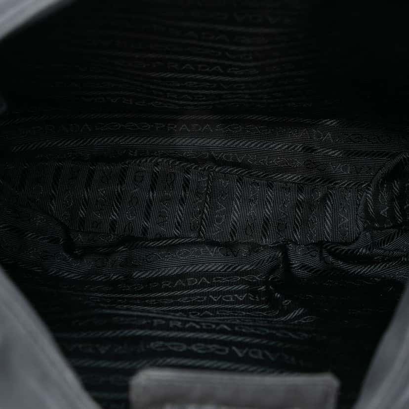 Prada Tessuto Shoulder Bag Black Very good condition - Model View