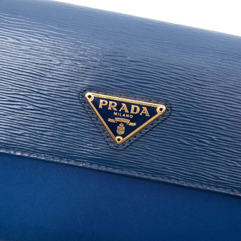 Prada Vitello Move and Tessuto Wallet On Chain Blue Very good condition - Box View