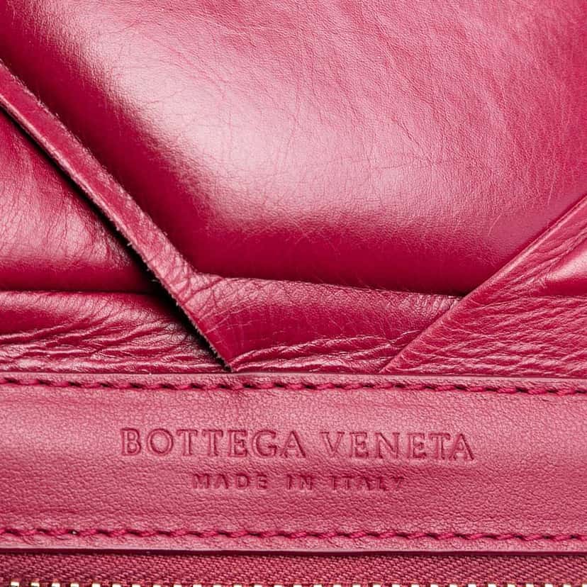 Bottega Veneta Lambskin Maxi Intrecciato Padded Pouch Pink Leather Good condition - Box View