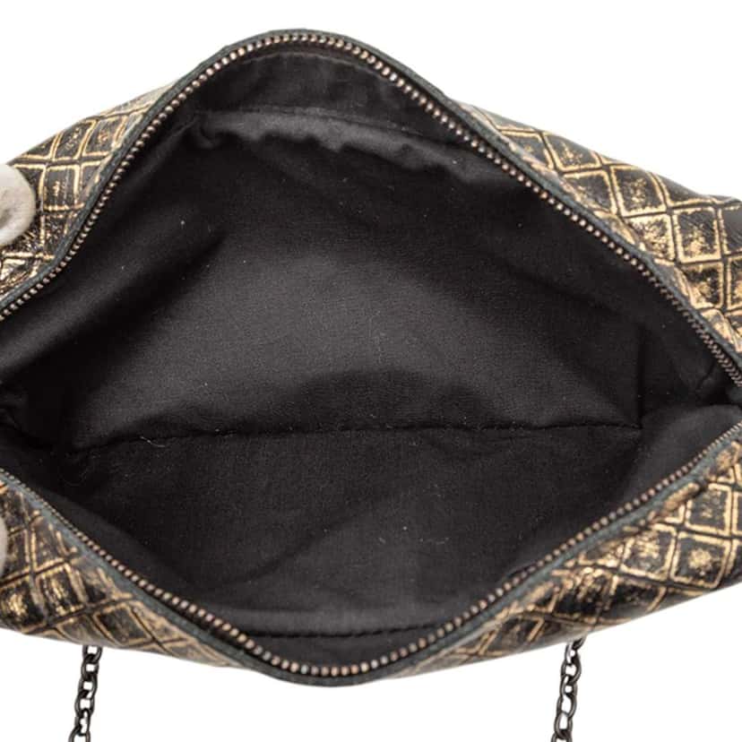 Bottega Veneta Metallic Calfskin Intrecciomirage Chain Flap Crossbody Gold Leather Very good condition - Model View