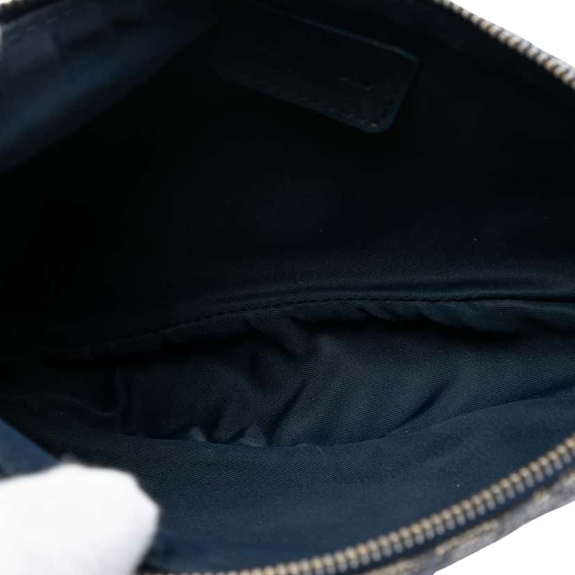Dior Mini Diorissimo Canvas Saddle Pochette Blue Canvas Good condition - Model View