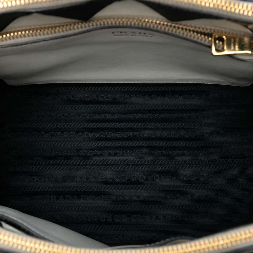 Prada City Calf Trimmed Saffiano Greche Paradigme Bag White Leather Very good condition - Model View