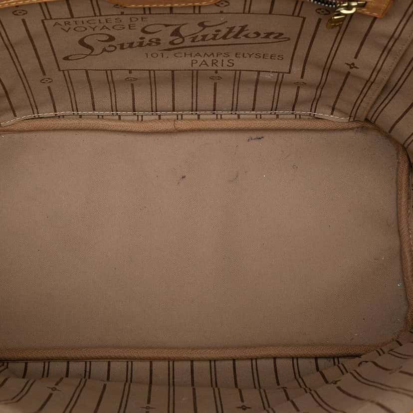 Louis Vuitton Monogram Neverfull MM Brown Very good condition - Model View