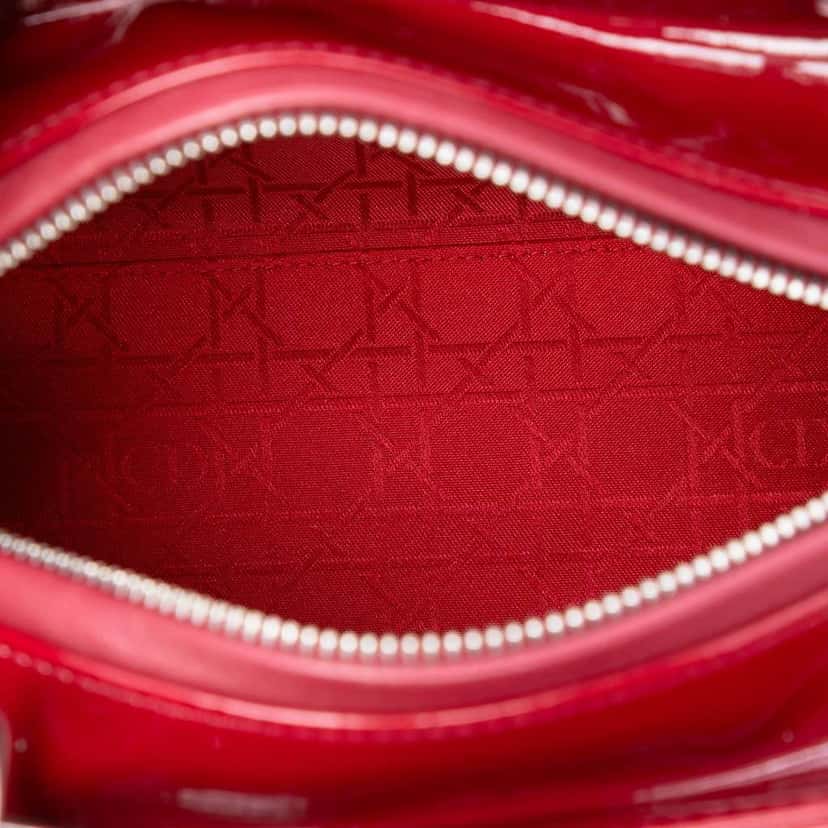 Dior Medium Patent Cannage Lady Dior Red Leather Good condition - Model View