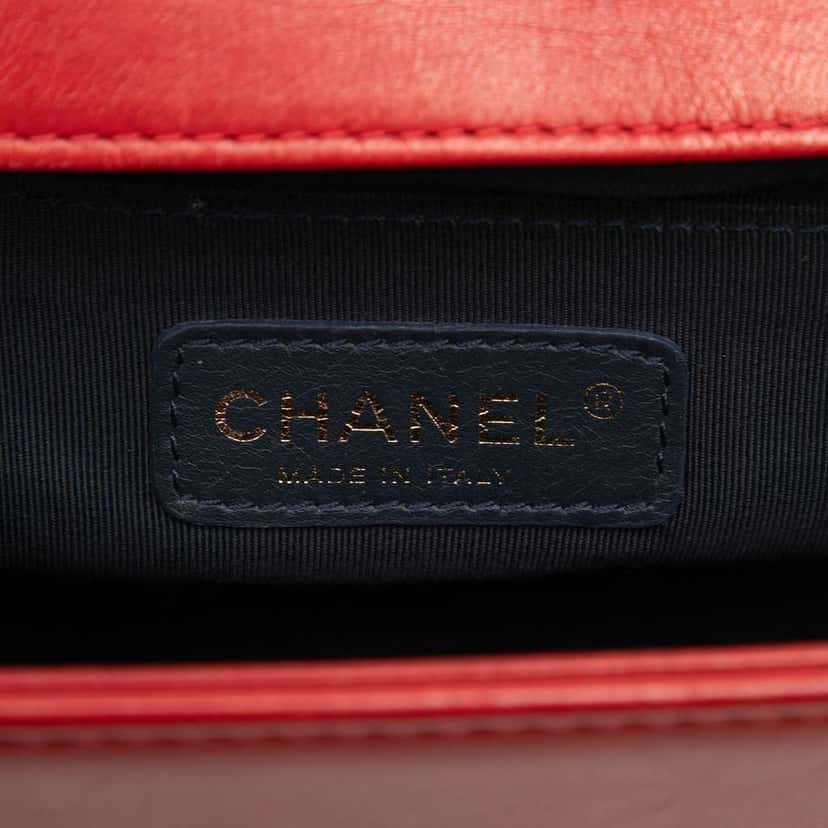 Chanel Old Medium Quilted Tweed and Velvet Boy Flap Red Velvet Very good condition - Box View