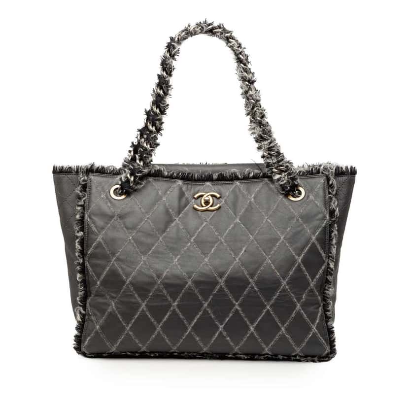 Chanel CC Quilted Calfskin Tweedy Shopping Tote Grey Leather Very good condition - Front View
