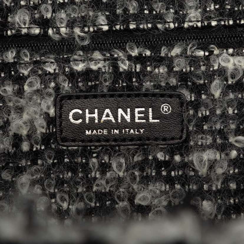 Chanel CC Quilted Calfskin Tweedy Shopping Tote Grey Leather Very good condition - Box View