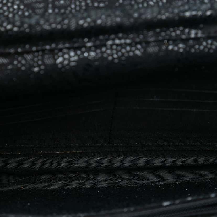 Chanel CC Lace Overlay Goatskin Wallet On Chain Black Leather Good condition - Model View