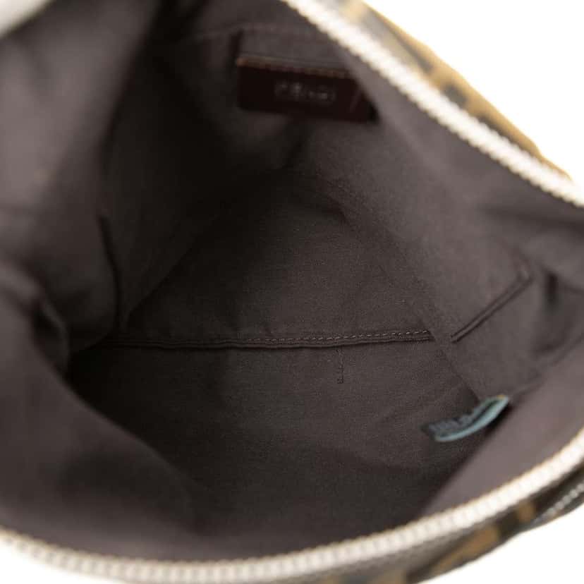 Fendi Zucca Canvas Crossbody Brown Canvas Good condition - Model View