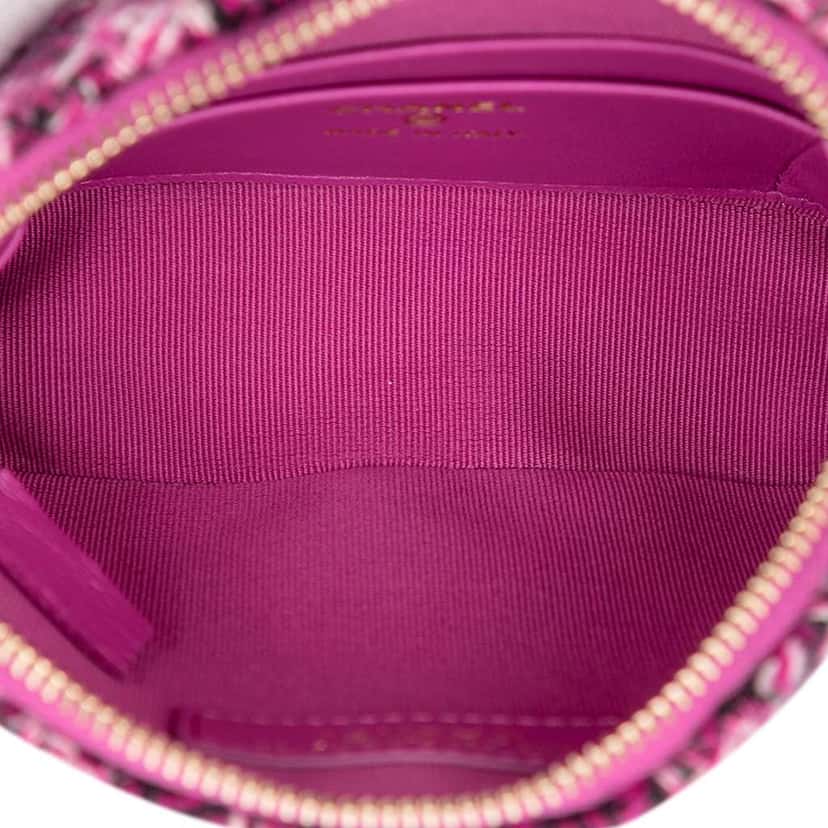 Chanel CC Tweed Houndstooth Clutch On Chain Purple Tweed Good condition - Model View