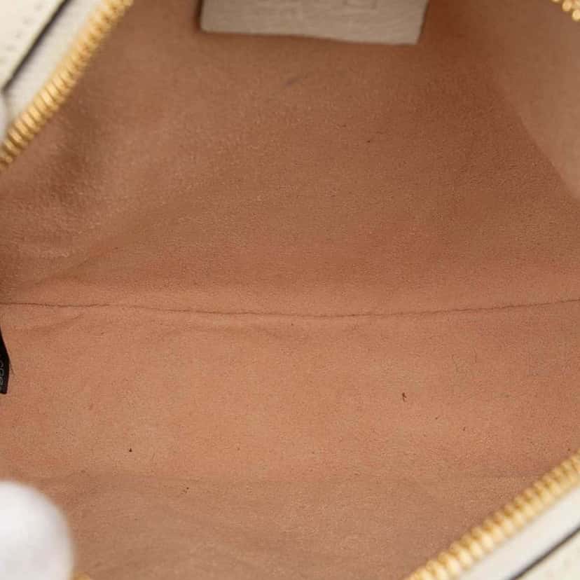 Gucci Mini Leather Ophidia Round Crossbody White Leather Very good condition - Model View