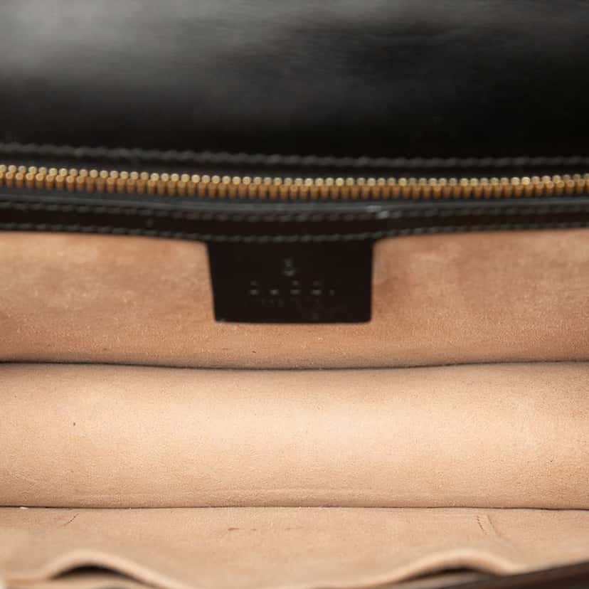 Gucci Small Leather Sylvie Web Satchel Black Leather Good condition - Model View