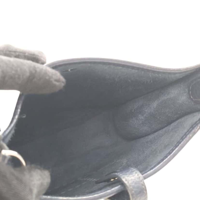 Hermès Togo Evelyne TPM 16 Blue Leather Good condition - Model View