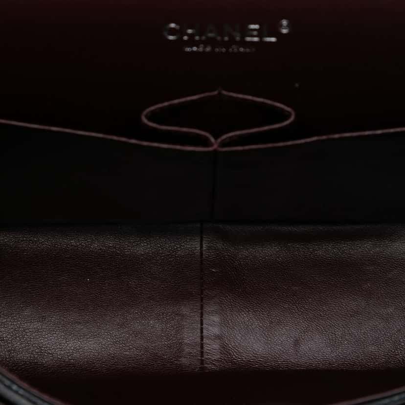 Chanel Jumbo Classic Caviar Double Flap Black Leather Very good condition - Model View