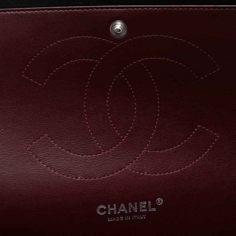 Chanel Jumbo Classic Lambskin Double Flap Black Leather Very good condition - Box View