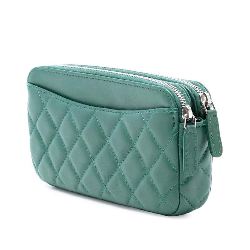 Chanel CC Quilted Lambskin Double Zip Clutch With Chain Green Leather Good condition - Back View