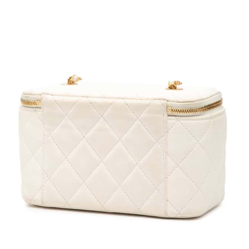 Chanel Small Quilted Lambskin Vanity Case with Chain White Leather Good condition - Back View