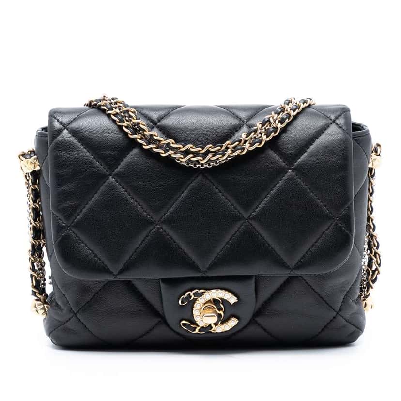 Chanel Mini Quilted Lambskin Crush on Chains Flap Black Leather Good condition - Front View