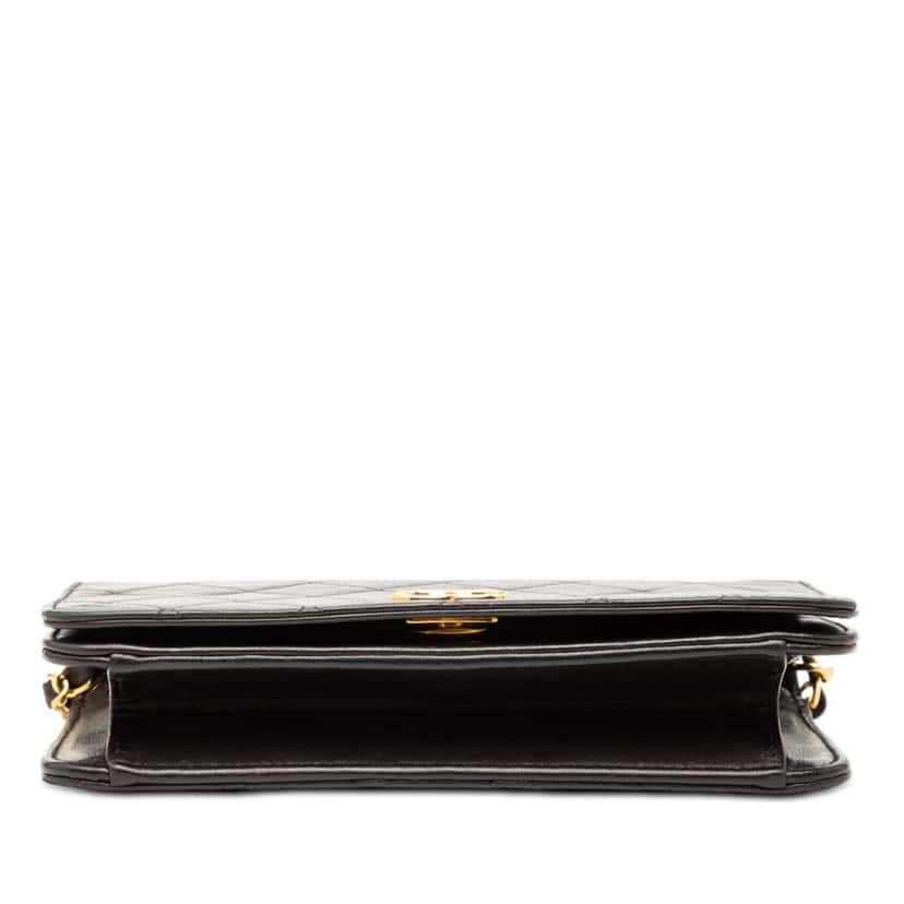 Chanel CC Quilted Lambskin Full Single Flap Black Leather Good condition - Inside View