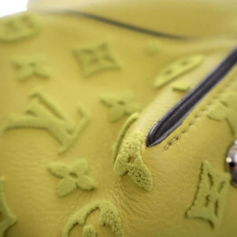 Louis Vuitton Veau Cachemire Tuffetage W Tote PM Yellow Leather Good condition - Box View