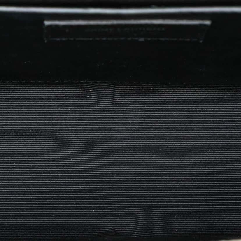 Saint Laurent Medium Grain De Poudre Monogram Kate Crossbody White Leather Good condition - Model View