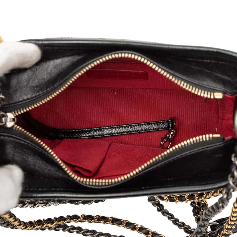 Chanel Small Quilted Lambskin Gabrielle Hobo Black Leather Good condition - Model View