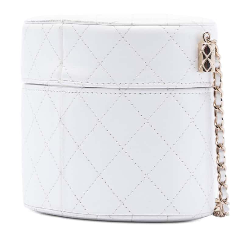 Chanel Small Quilted Lambskin CC Allure Vanity Case White Leather Good condition - Back View