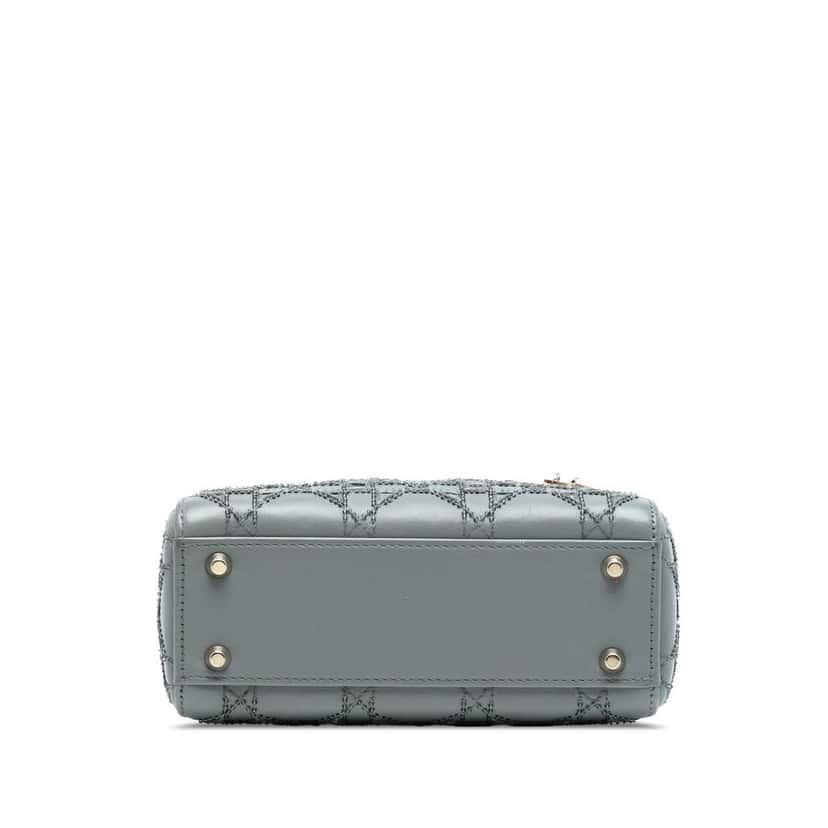 Dior Mini Calfskin Cannage Beaded Lady Dior Grey Leather Good condition - Inside View