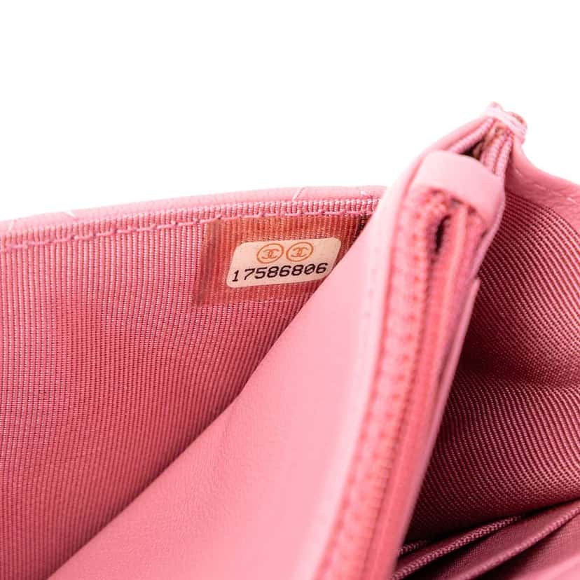 Chanel CC Quilted Lambskin Wallet On Chain Pink Leather Good condition - Box View