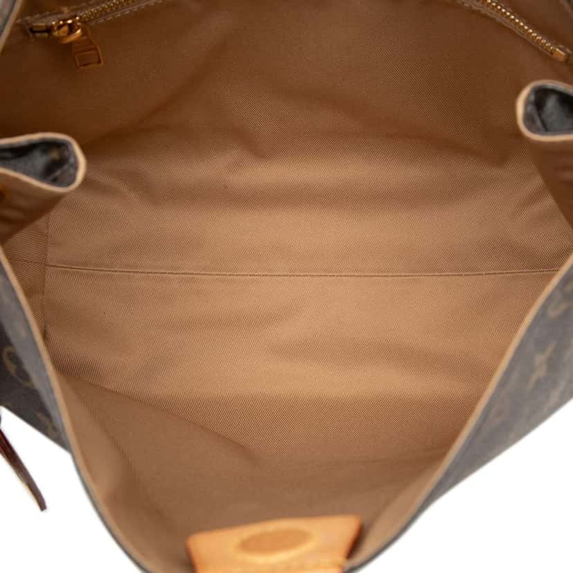 Louis Vuitton Monogram Graceful PM Brown Good condition - Model View