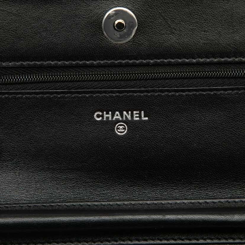 Chanel CC Quilted Lambskin Wallet On Chain Black Leather Good condition - Box View