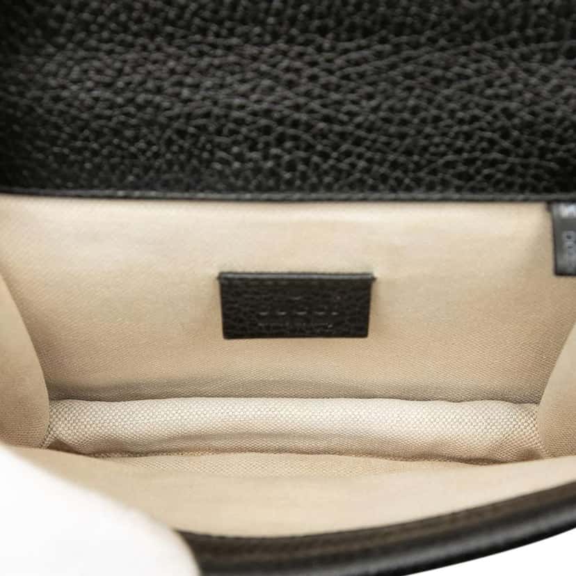 Gucci Small Leather Dionysus  Crossbody Black Leather Good condition - Model View