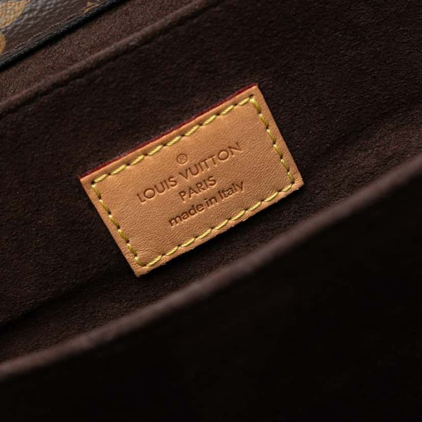 Louis Vuitton Monogram Pochette Metis Brown Very good condition - Box View