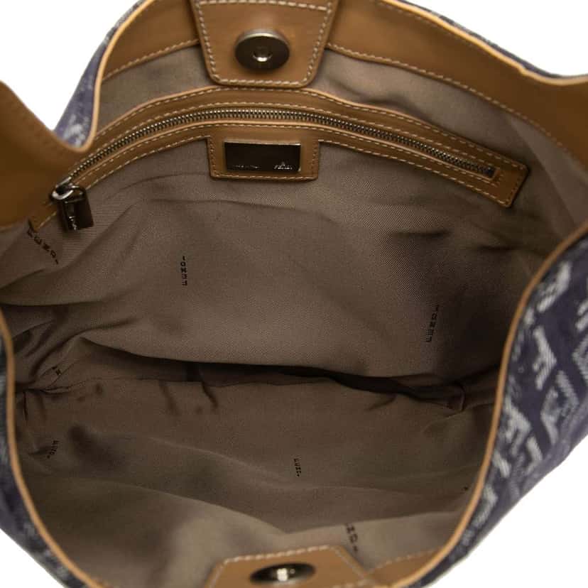 Fendi Zucchino Denim Hobo Bag Blue Denim Very good condition - Model View