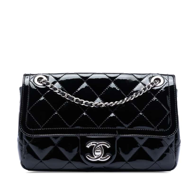 Chanel Small Quilted Patent Coco Shine Flap Black Leather Good condition - Front View