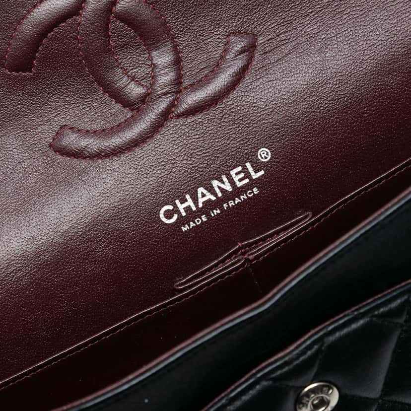 Chanel Medium Classic Lambskin Double Flap Black Leather Very good condition - Box View