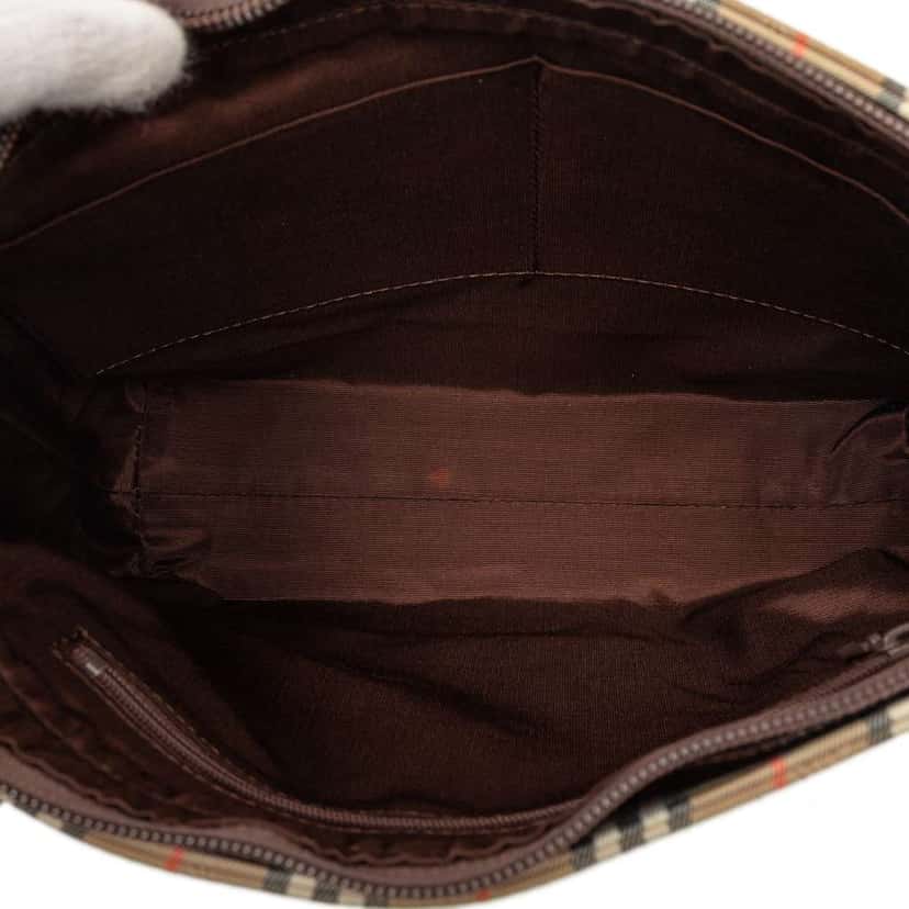 Burberry Haymarket Check Canvas Tote Brown Canvas Good condition - Model View